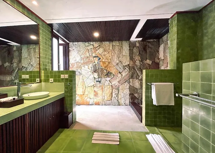 Str Bali Luxury Tropical * Seminyak