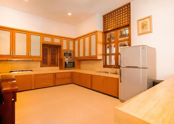 Villa Str Bali Luxury Tropical