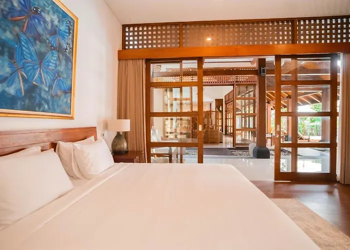 Str Bali Luxury Tropical Villa