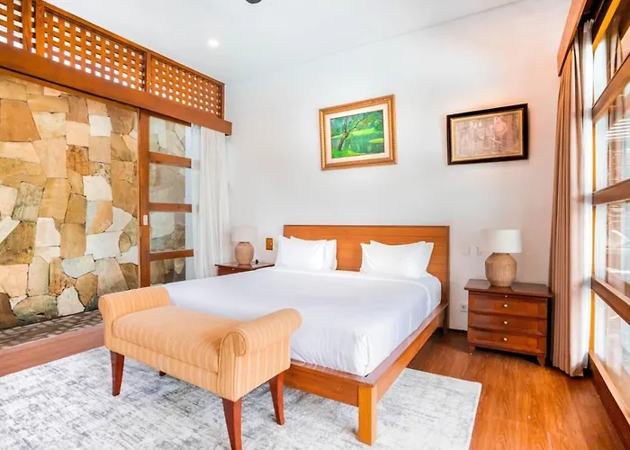 Villa Str Bali Luxury Tropical Seminyak