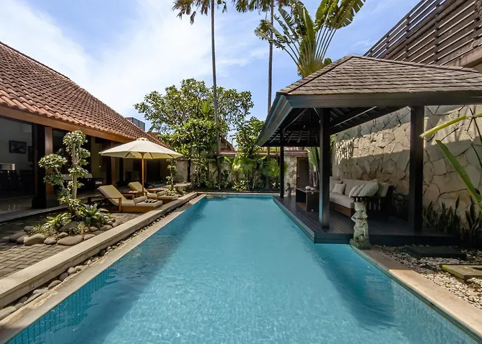 Villa Str Bali Luxury Tropical